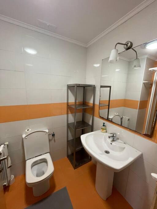 Apartamento Centro Con Garaje Castro Urdiales Exteriér fotografie